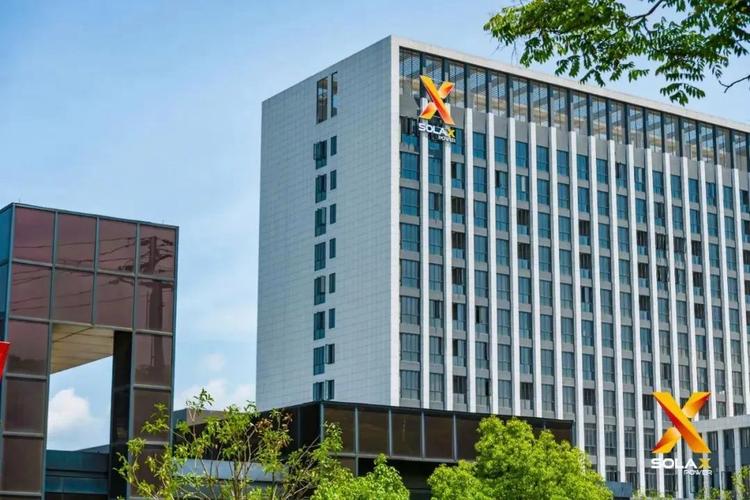 光影随行,储动未来!迈维动画签约艾罗能源,G4Pro 逆变器三维动画敬请期待!(图1) 光影随行,储动未来!迈维动画签约艾罗能源,G4Pro 逆变器三维动画敬请期待!(图1)